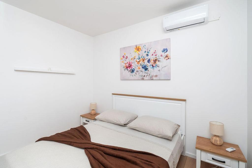 Apartments Janjac Vodice Bagian luar foto