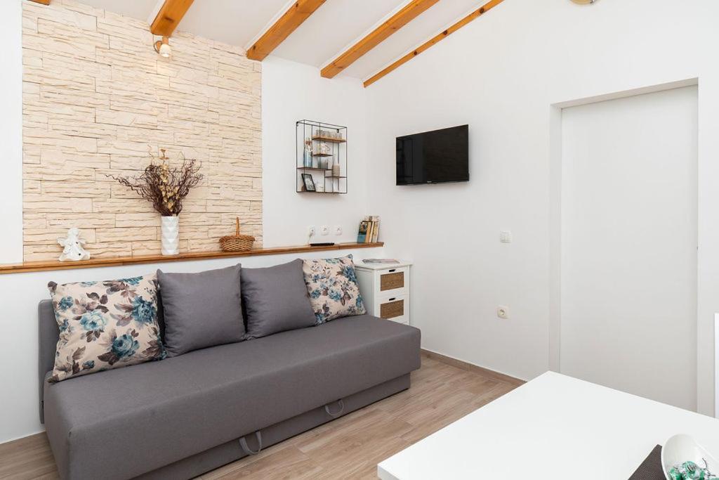 Apartments Janjac Vodice Bagian luar foto