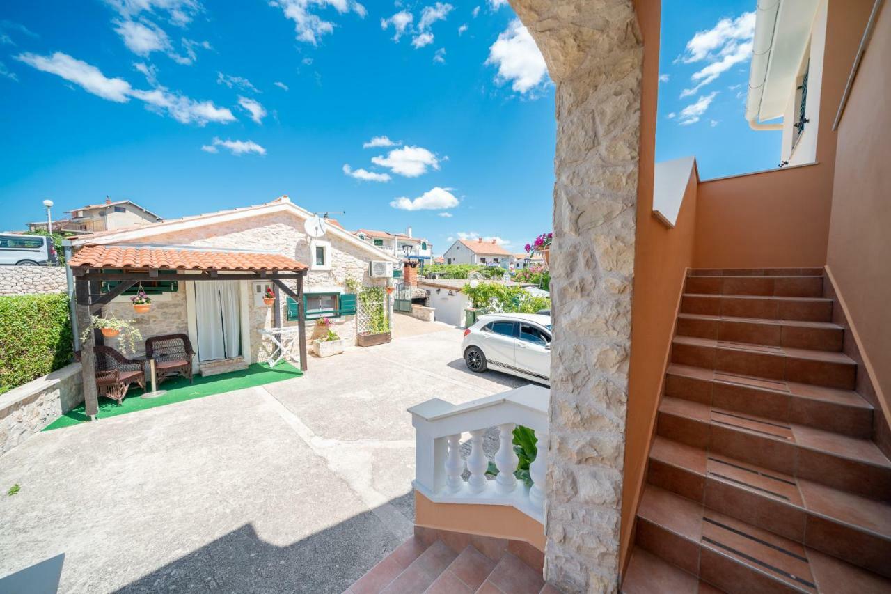 Apartments Janjac Vodice Bagian luar foto
