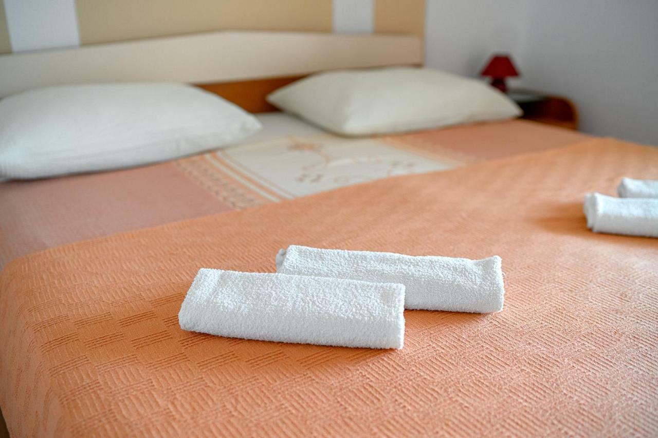 Apartments Janjac Vodice Bagian luar foto