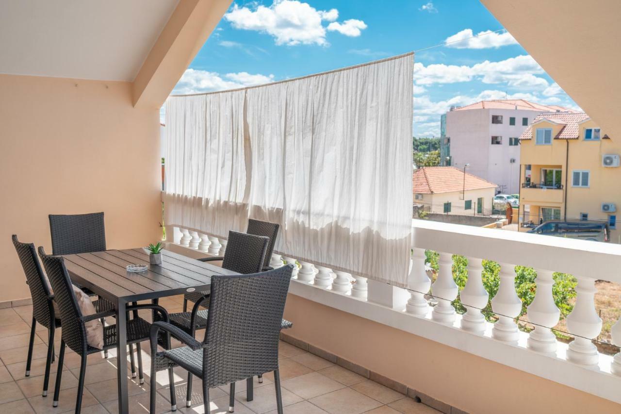 Apartments Janjac Vodice Bagian luar foto