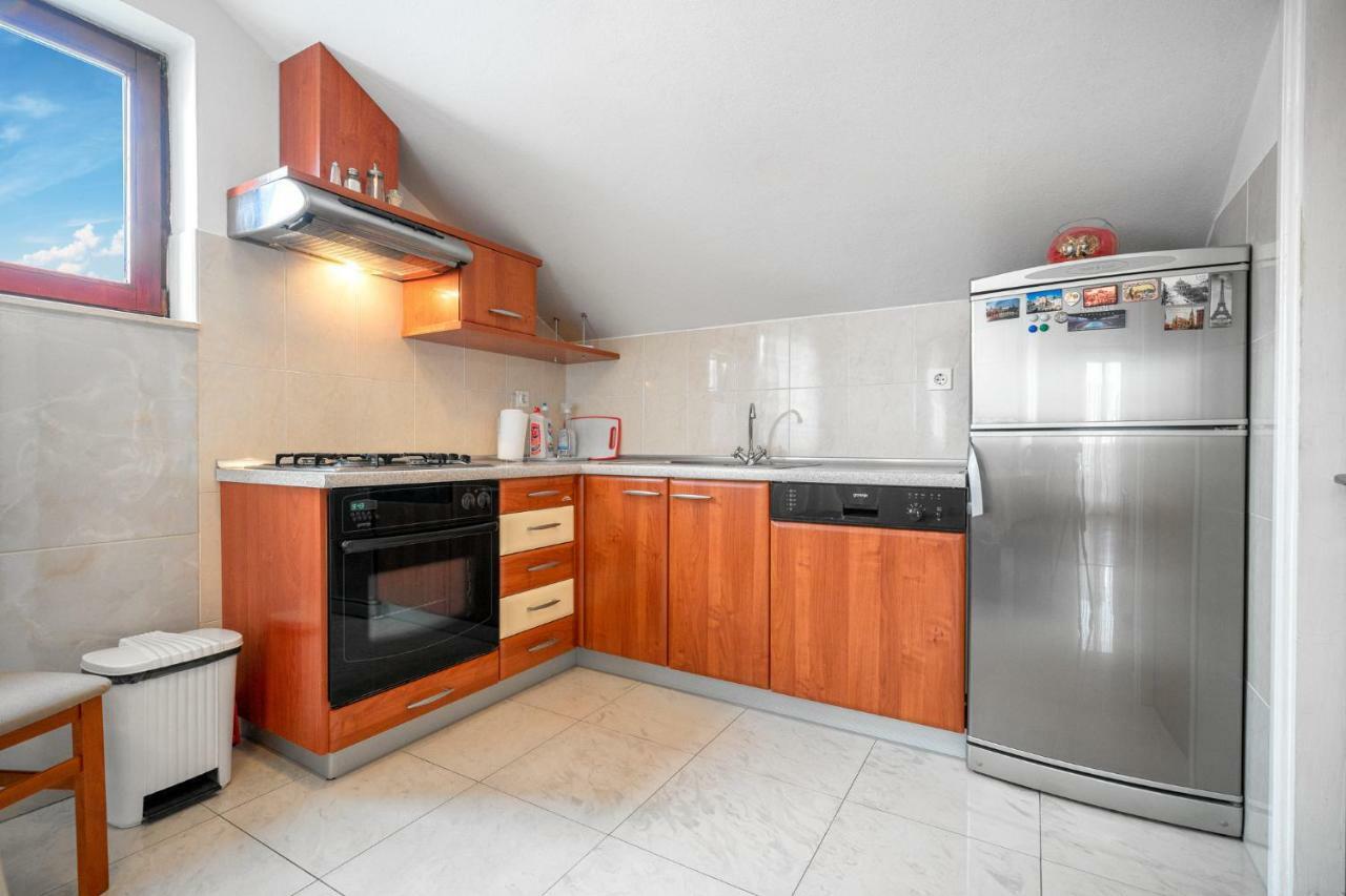Apartments Janjac Vodice Bagian luar foto